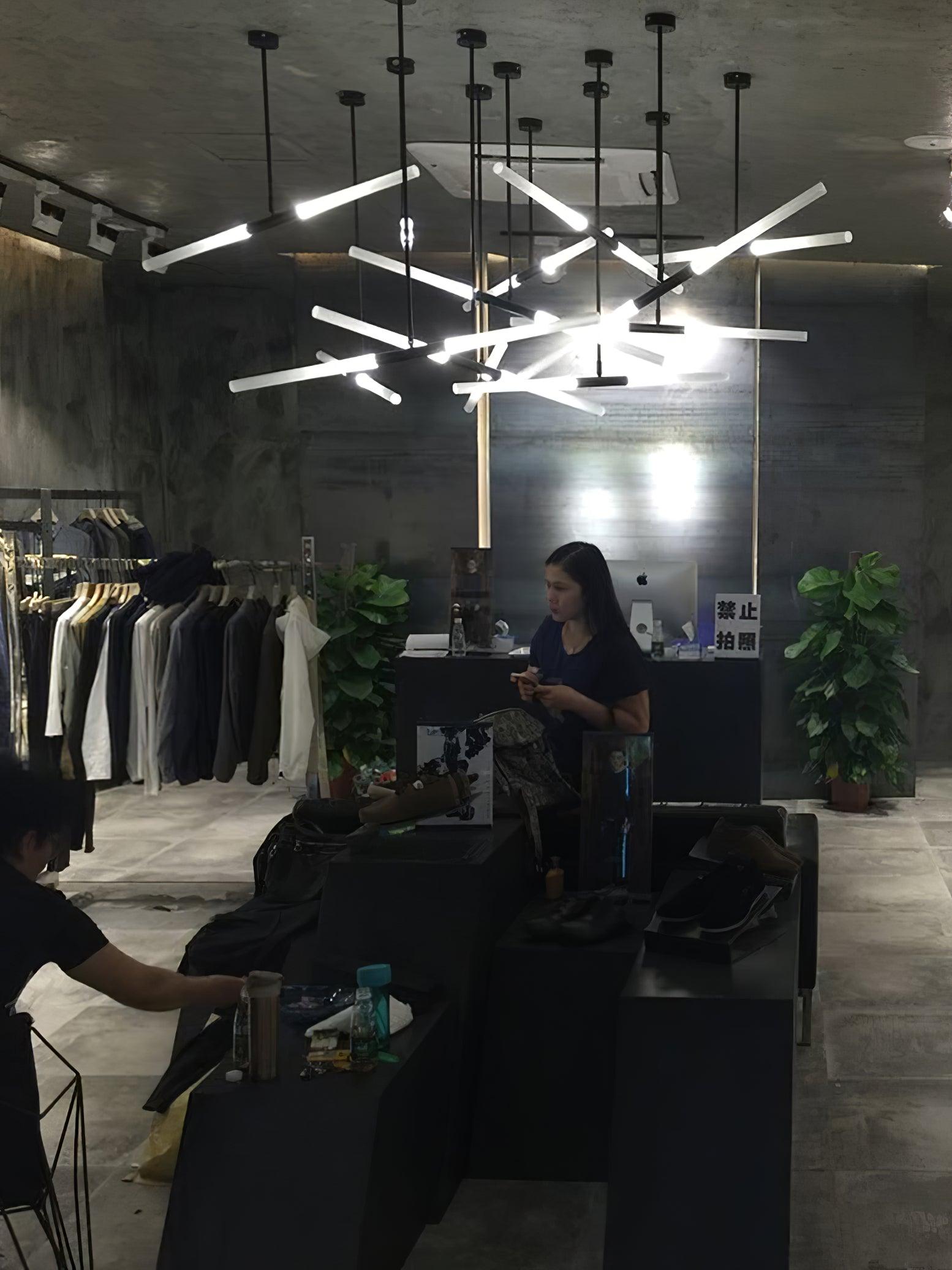 Modern Asymmetric Linear LED Pendant Light Aluminum Tube Suspension Chandelier for Dining Room