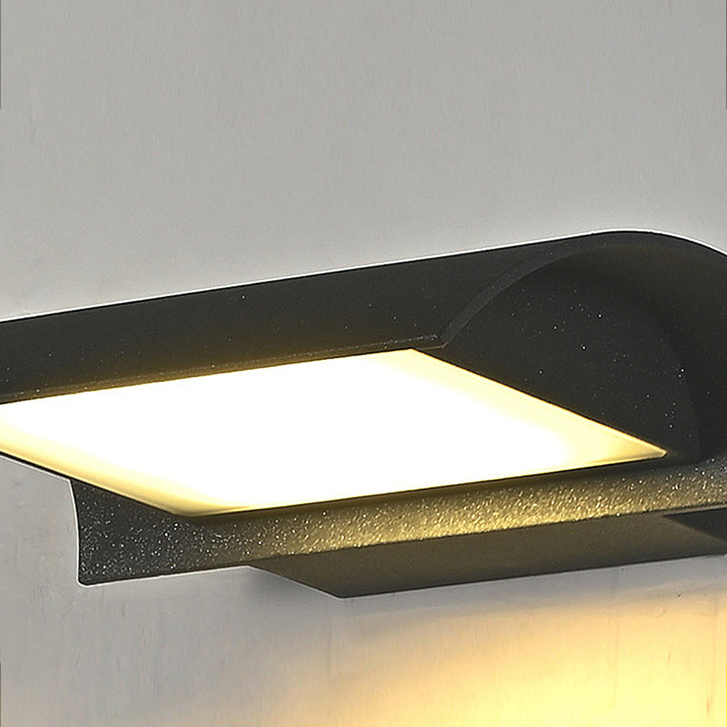 Modern Black Curved Outdoor LED Wall Sconce Waterproof Exterior Porch Light