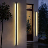 Modern Black IP65 Waterproof LED Long Strip Outdoor Wall Sconce for Porch and Exterior Lighting