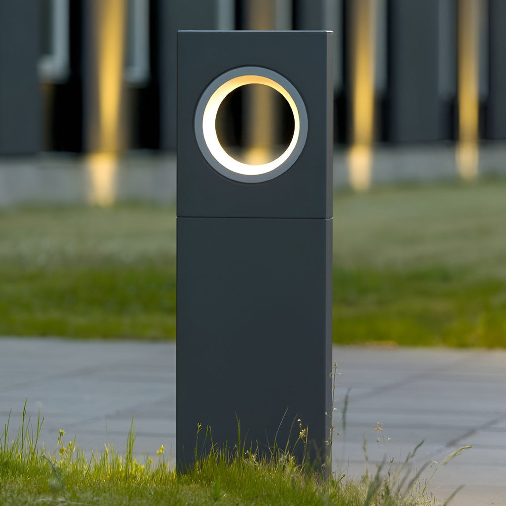 Modern Black LED Outdoor Pathway Lighting 7W Waterproof Landscape Post Lights for Garden and Villa