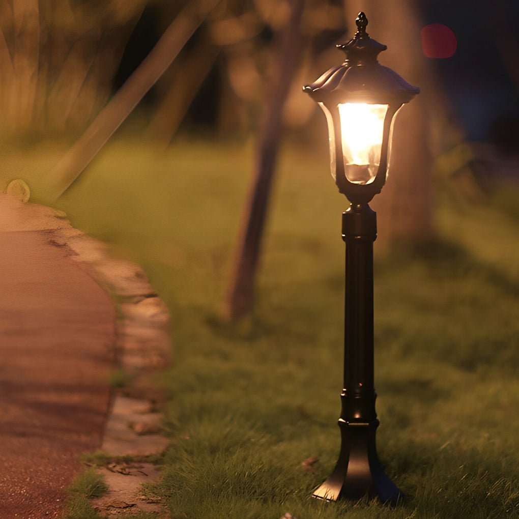 Modern Black Outdoor Lawn Light Waterproof Garden Pathway Lamp for Yard and Villa