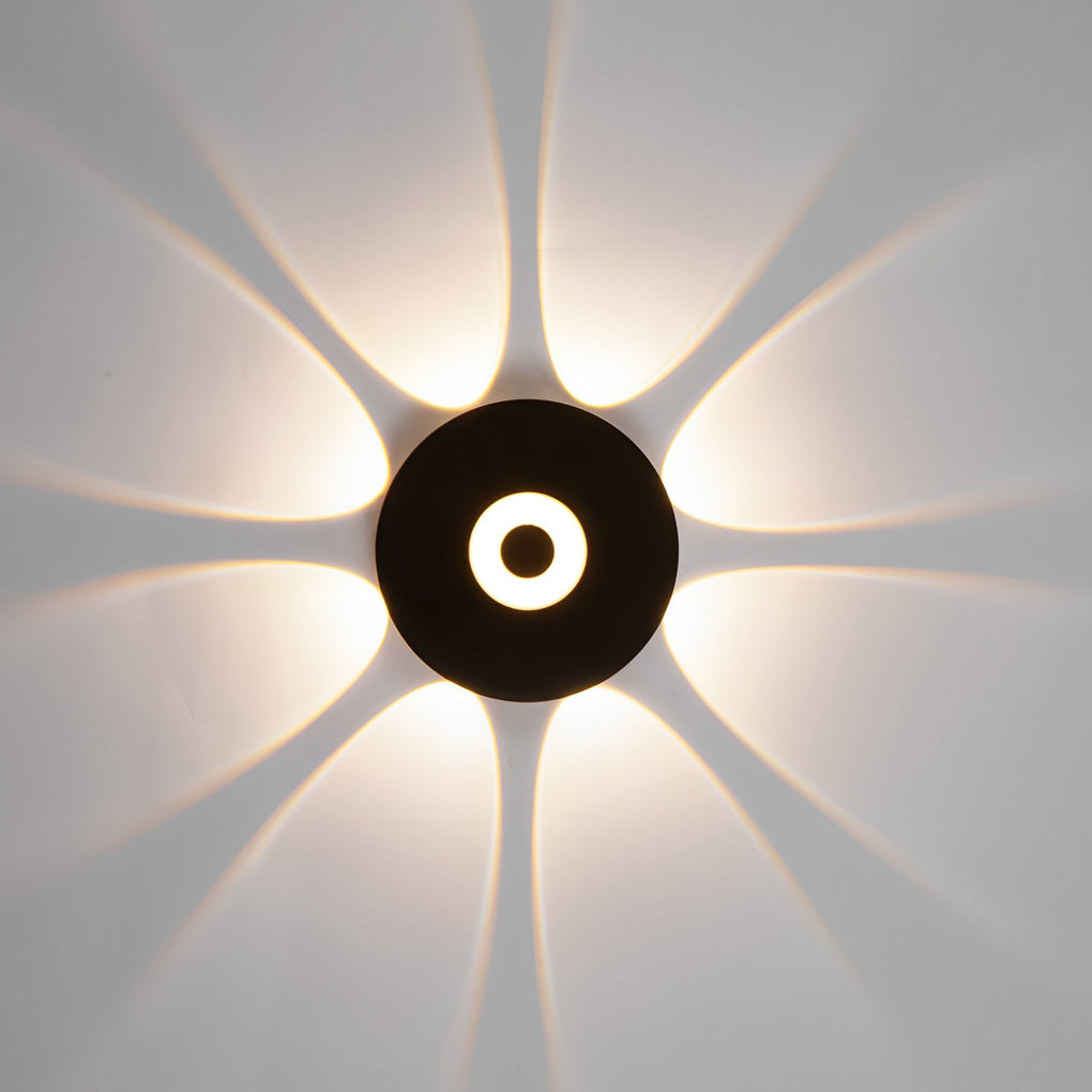 Modern Black Round Waterproof LED Wall Sconce Outdoor Decorative Flower Pattern Washer Light