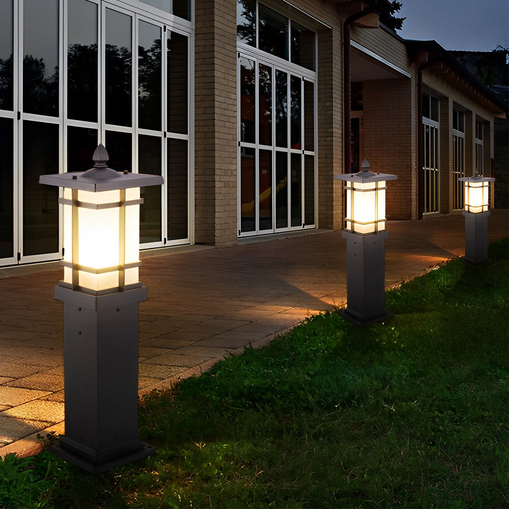 Modern Black Solar Path Lights Waterproof Outdoor LED Lawn Lamps for Garden and Villa