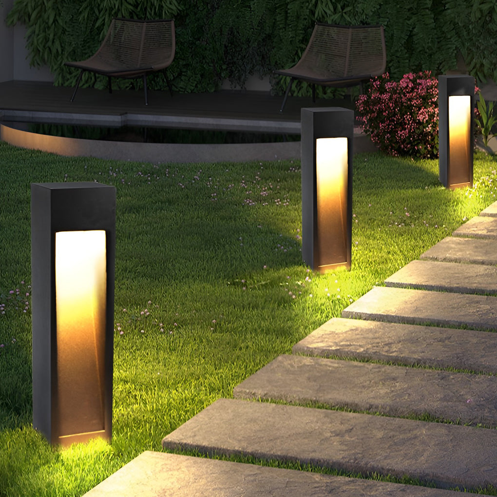 Modern Black Square Outdoor LED Post Light Waterproof 5W Pathway Lighting for Gardens