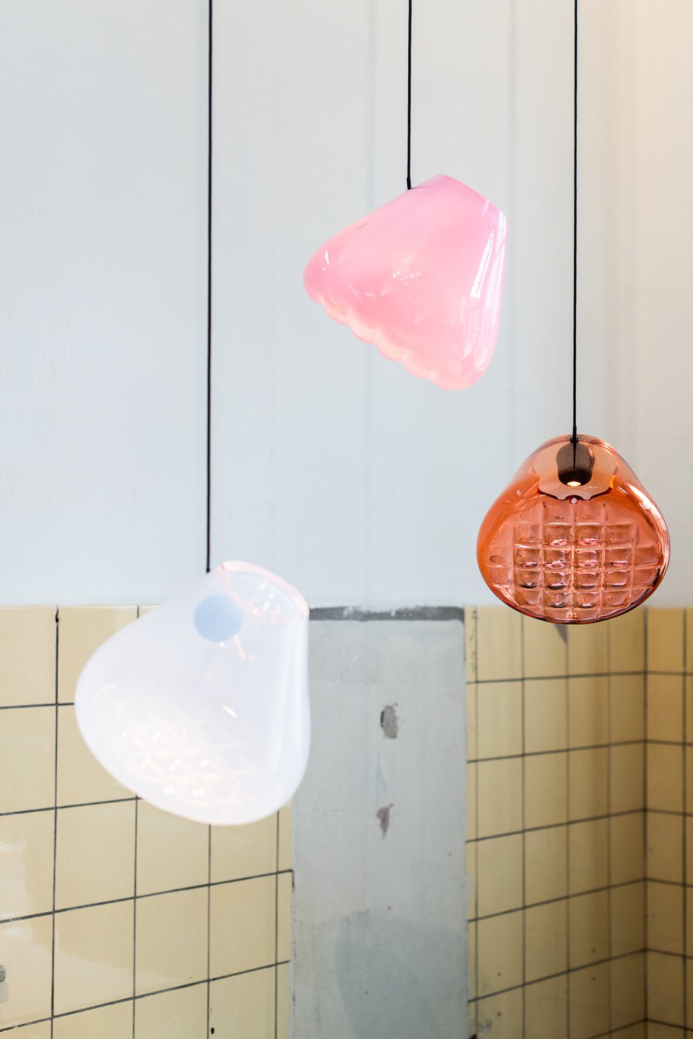 Modern Blown Glass Grid Pendant Light LED Geometric Hanging Lamp for Elegant Interior Lighting