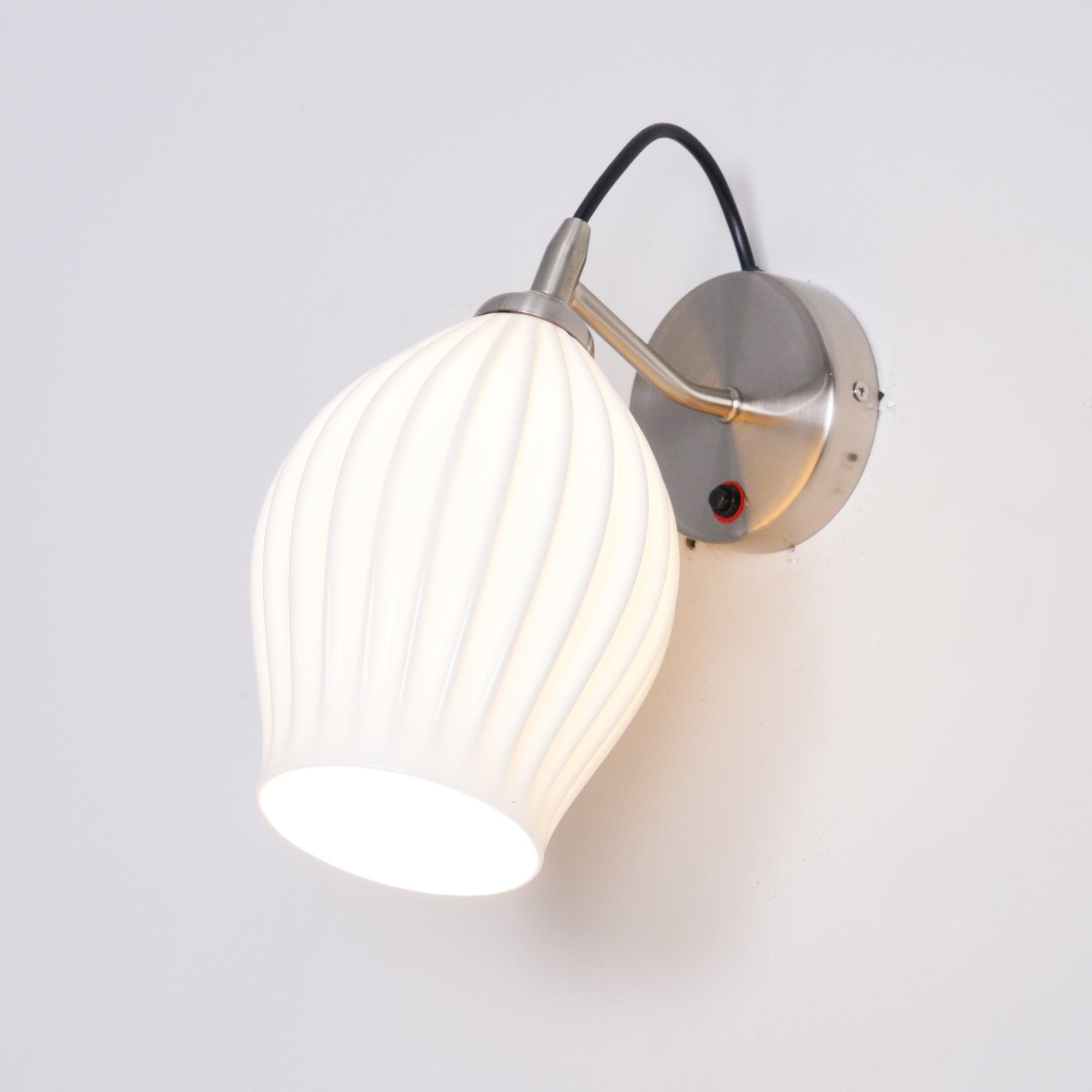 Modern Bone China Ceramic Ribbed Sconce Wall Light for Living Room Bedroom