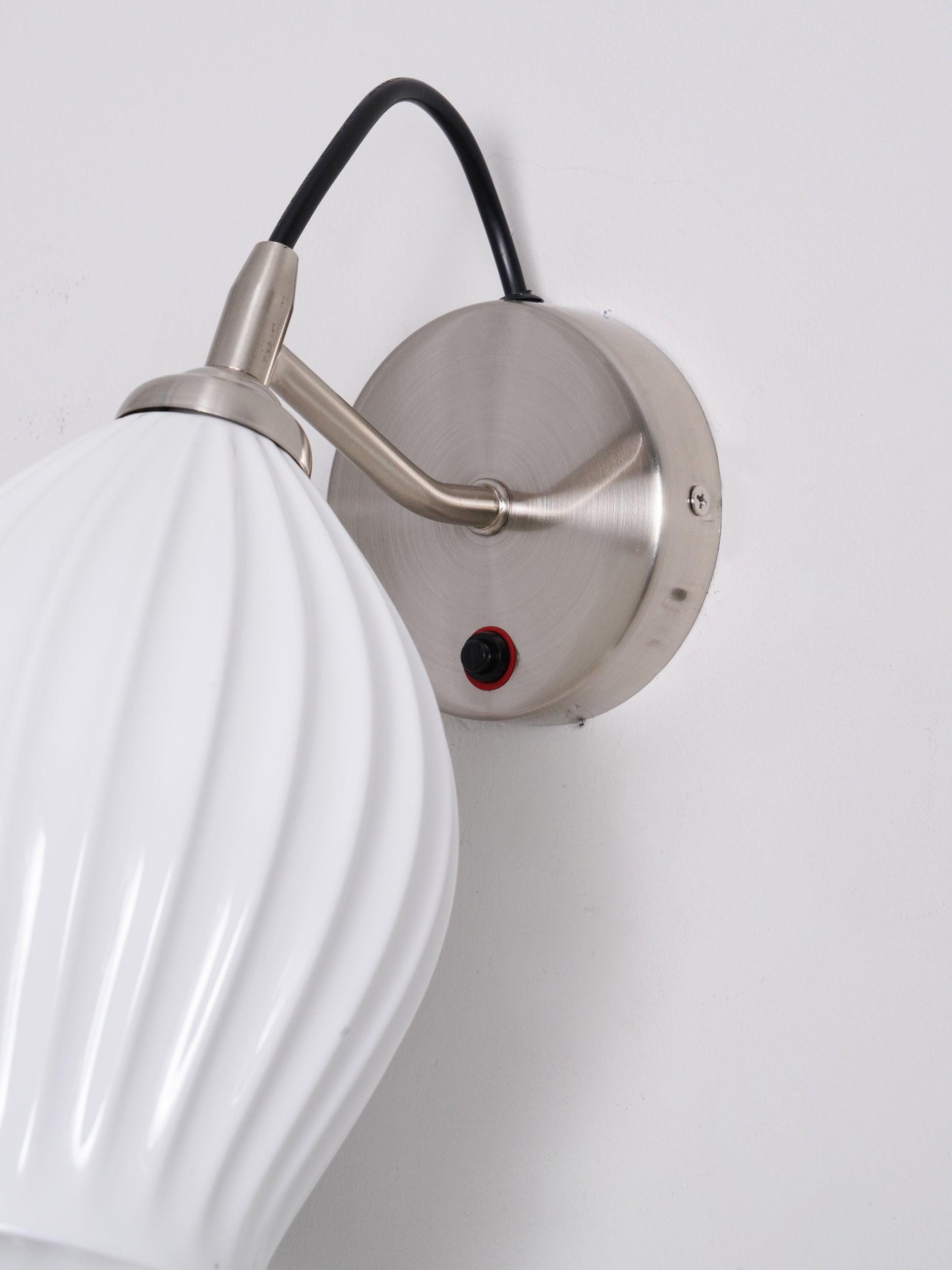 Modern Bone China Ceramic Ribbed Sconce Wall Light for Living Room Bedroom