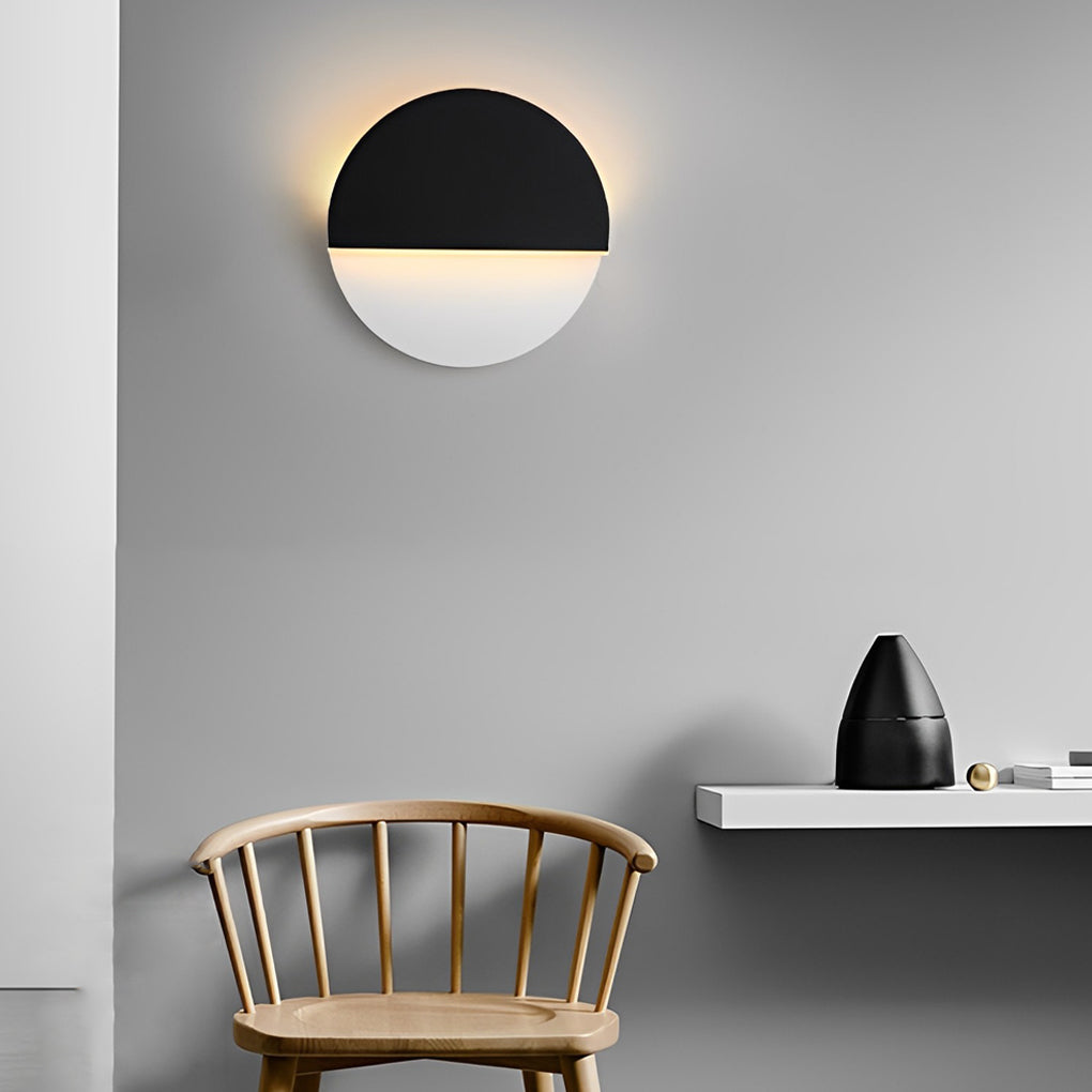 Modern Circular Black Rotatable LED Wall Sconce for Minimalist Living Room and Bedroom Lighting
