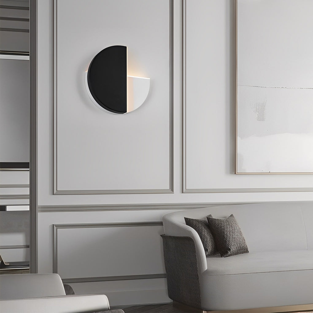 Modern Circular Black Rotatable LED Wall Sconce for Minimalist Living Room and Bedroom Lighting