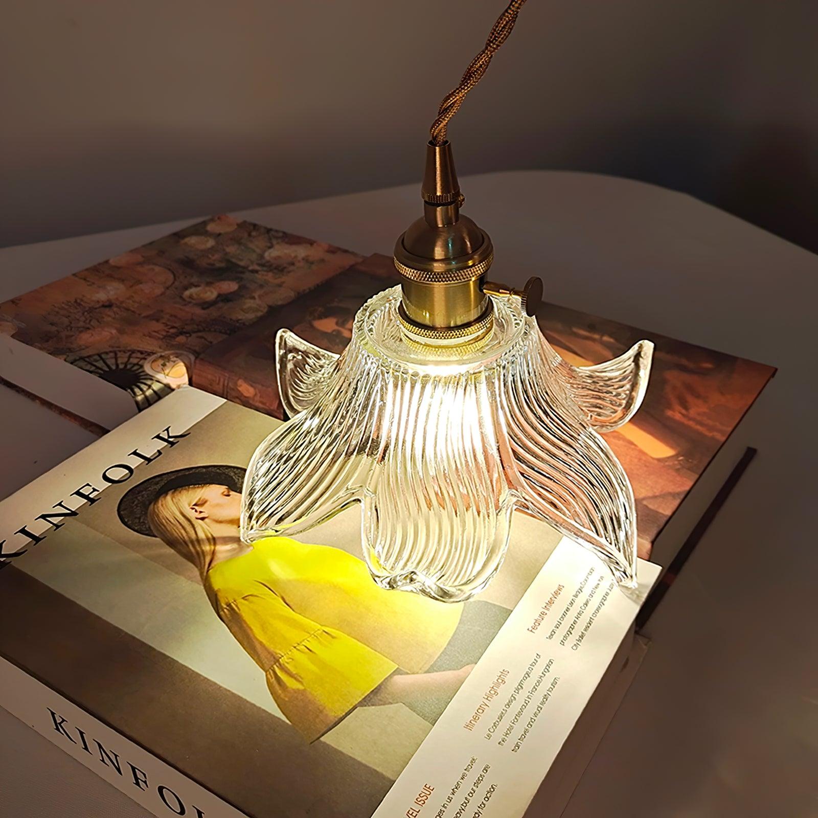 Modern Clear Glass Crystal Pendant Light for Kitchen Island and Dining Room Lighting