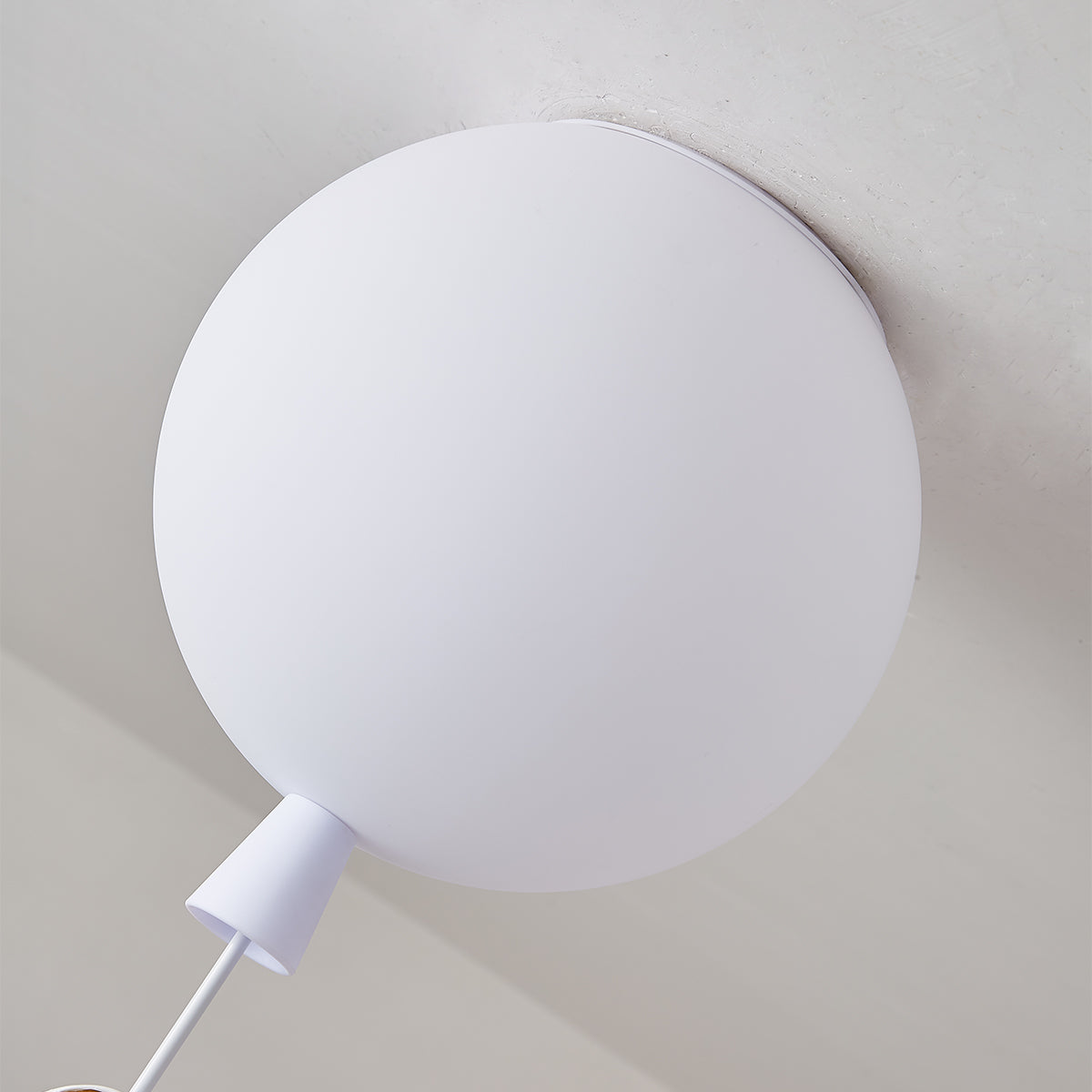 modern-colorful-balloon-acrylic-ceiling-light-for-nursery-and-kids-bedroom