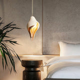 Modern Conch Resin Pendant Light Artistic Shell Shaped Hanging Ceiling Lamp for Interior Decor