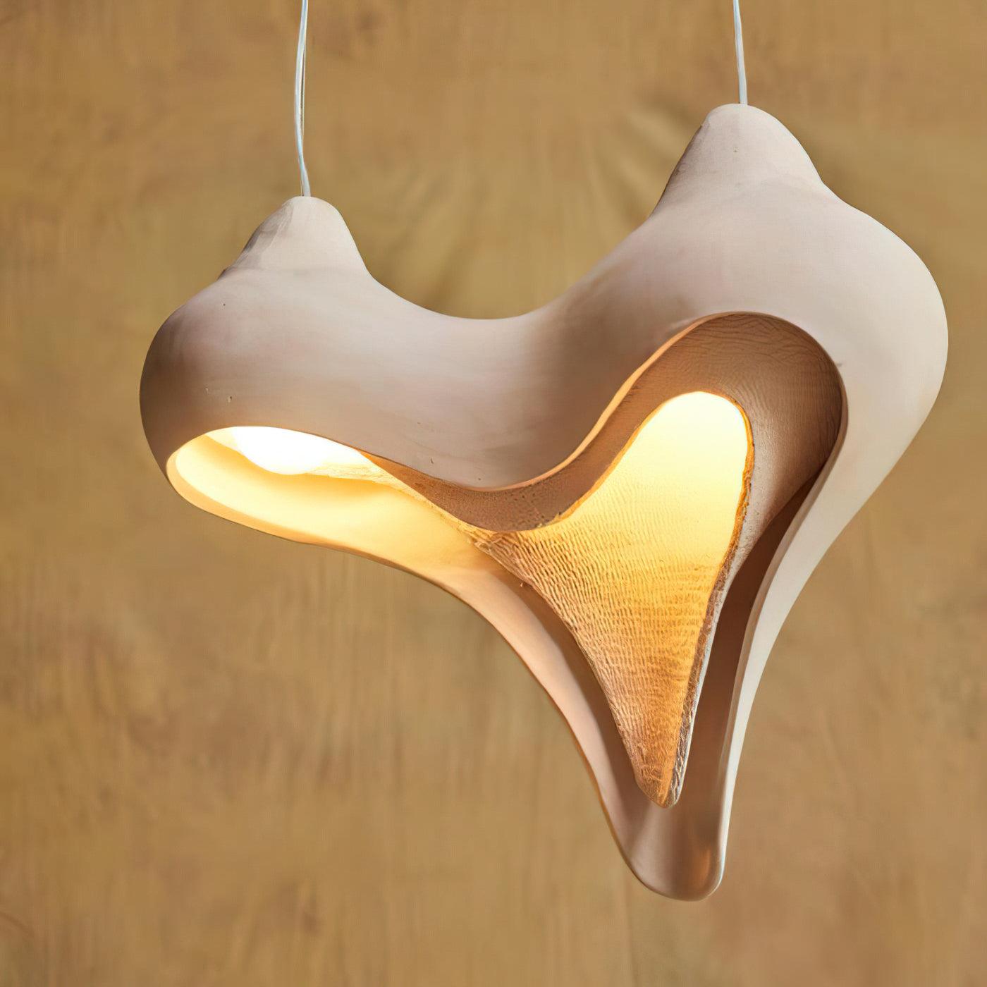Modern Conch Resin Pendant Light Artistic Shell Shaped Hanging Ceiling Lamp for Interior Decor