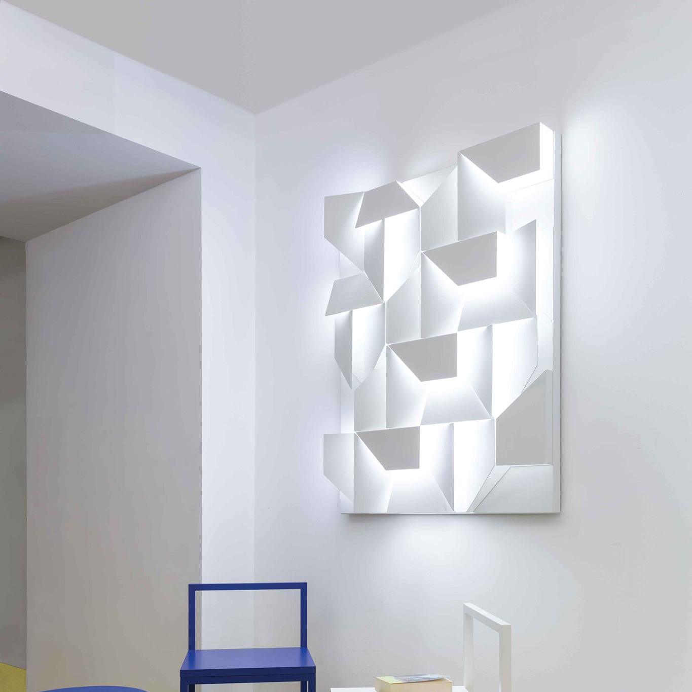 Modern Cordless LED Wall Sconce Matte White Aluminum Rechargeable Decorative Lighting