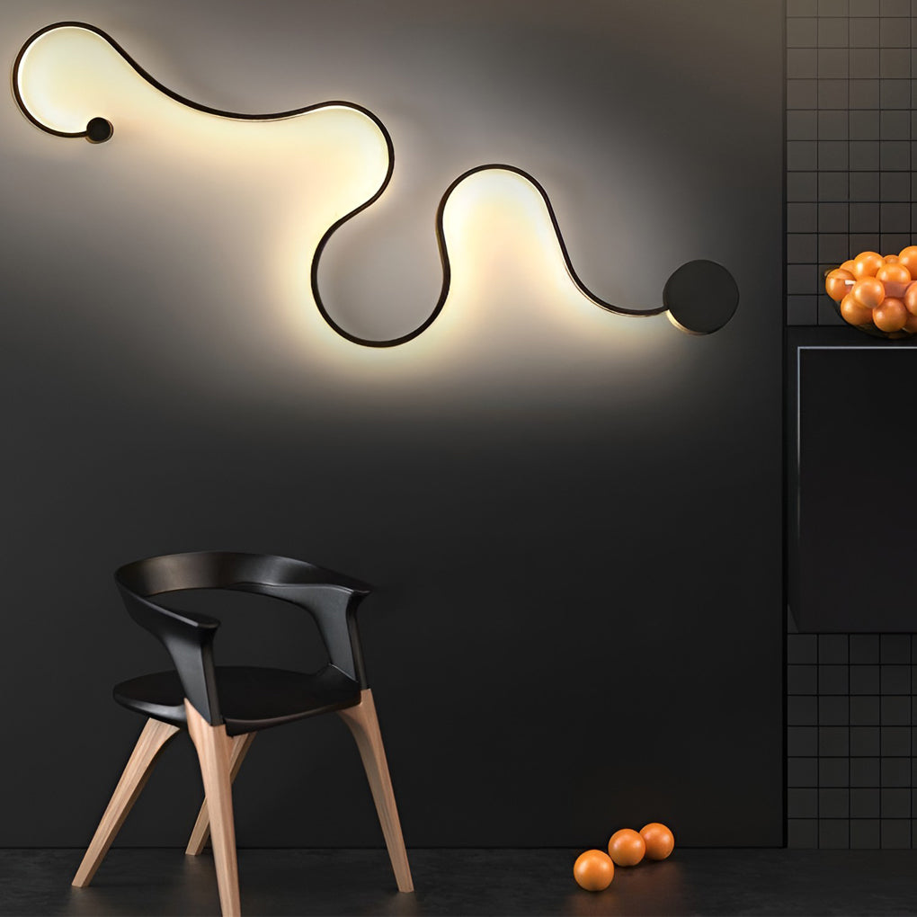 Modern Curved Linear LED Wall Sconce Black Metal Long Strip Decorative Wall Lamp