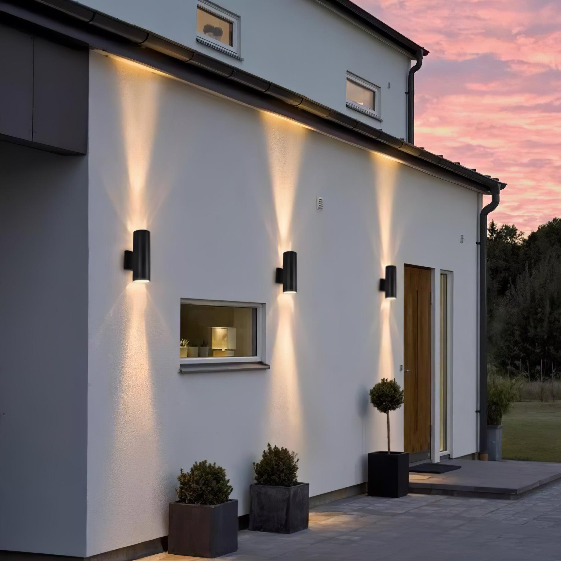 Modern Cylindrical Outdoor LED Wall Sconce Waterproof Aluminum Exterior Light for Porch and Garden
