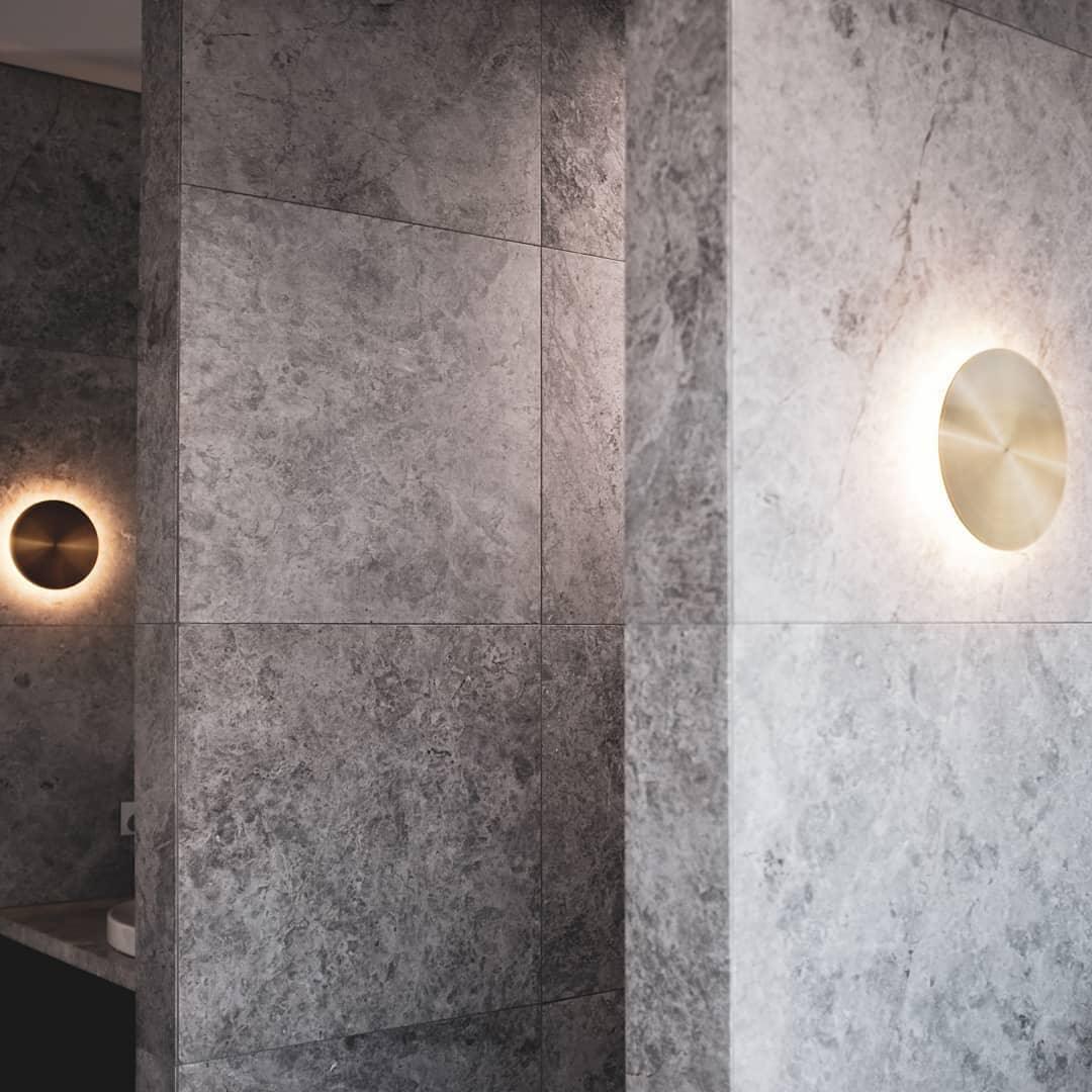 Modern Disk LED Wall Sconce Minimalist Gossa Ring Light for Living Room and Bedroom