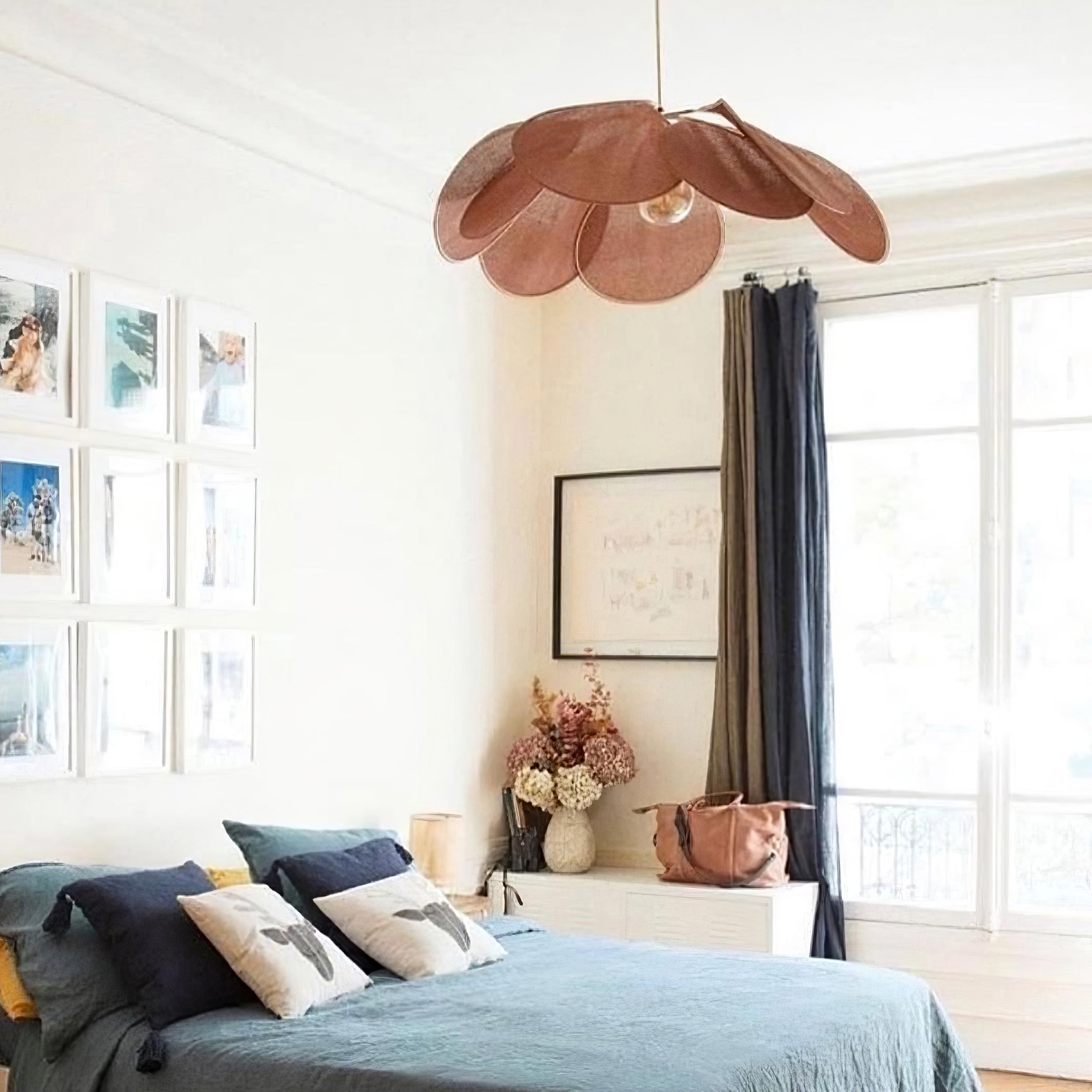 Modern Fabric Floral Petal Pendant Light for Elegant Living Room and Bedroom Lighting