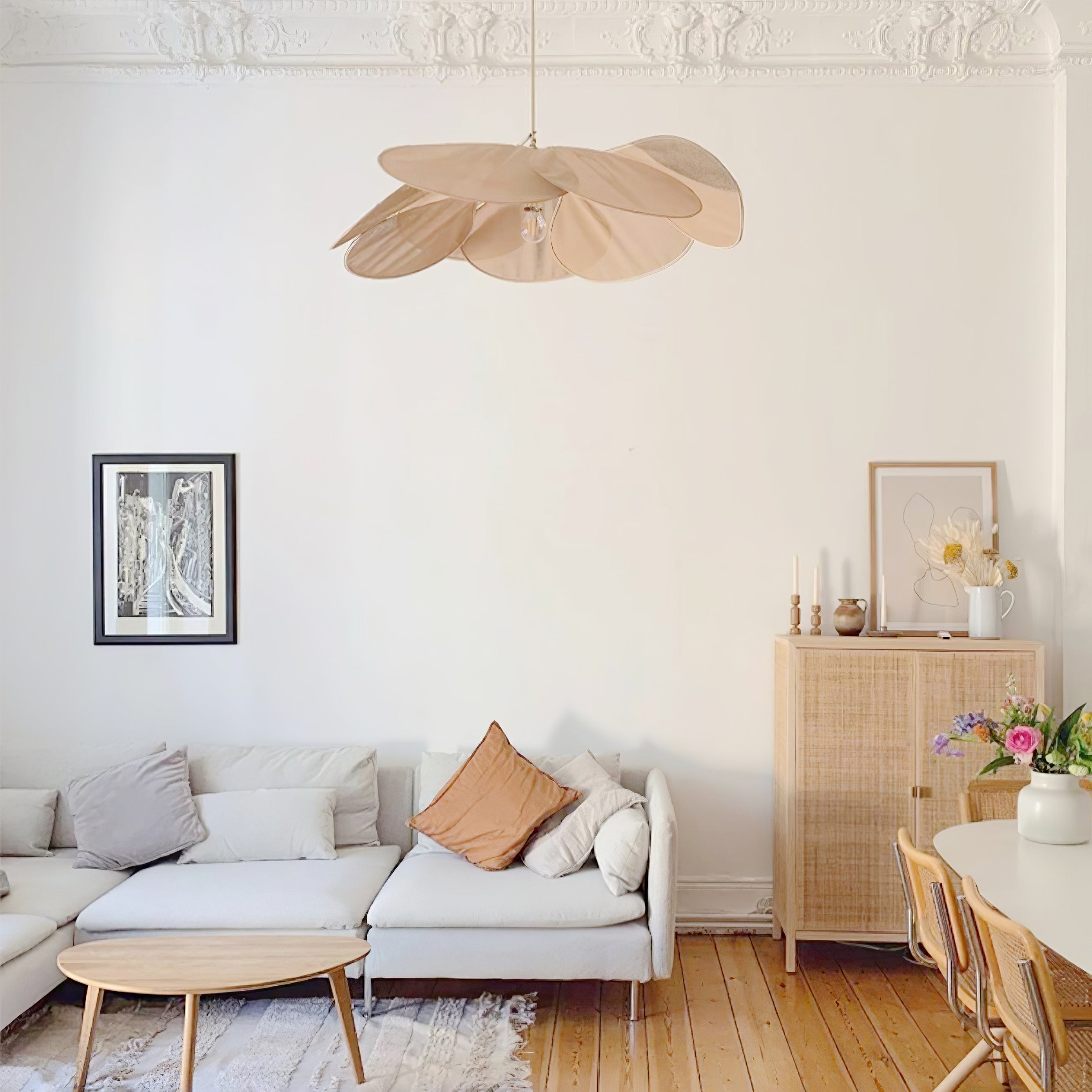 Modern Fabric Floral Petal Pendant Light for Elegant Living Room and Bedroom Lighting