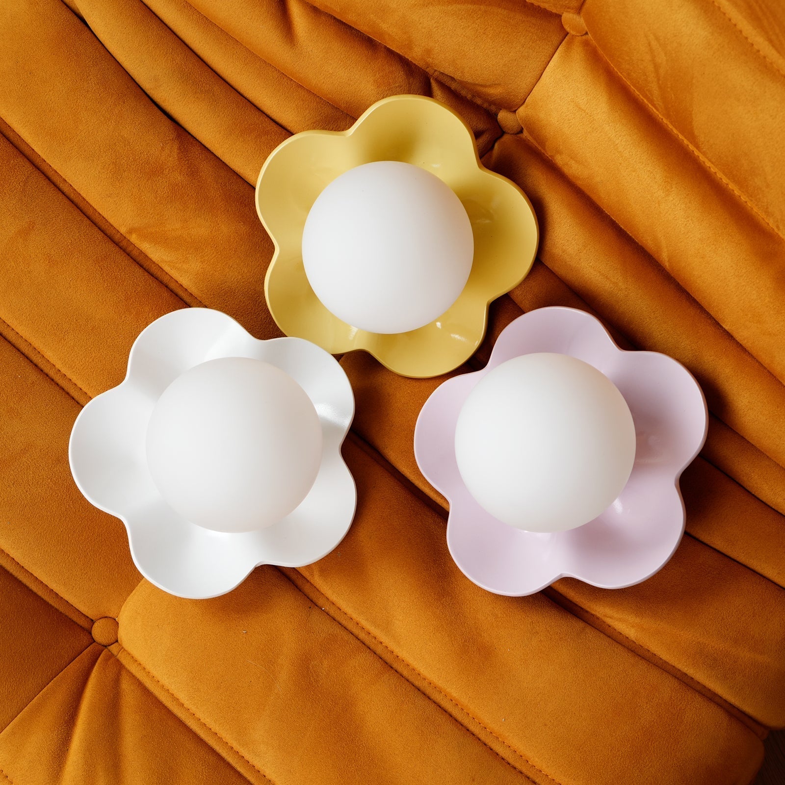 Modern Floral Resin Wall Sconce and Glass Ceiling Lamp for Indoor Lighting