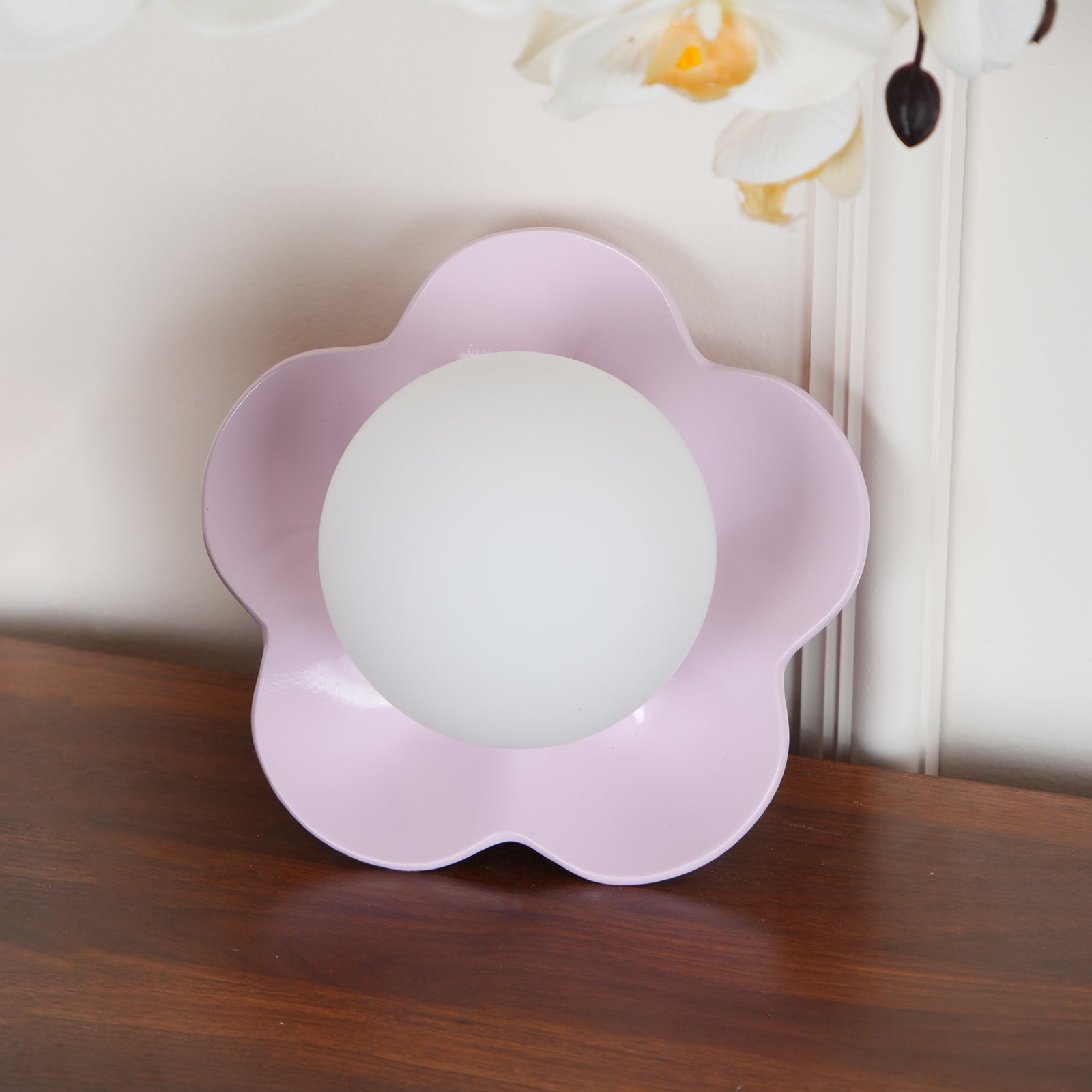 Modern Floral Resin Wall Sconce and Glass Ceiling Lamp for Indoor Lighting