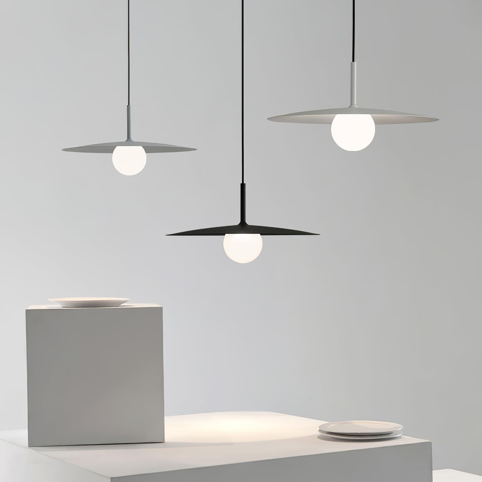 Modern Flying Saucer Glass Pendant Light LED Ceiling Hanging Fixture for Dining Room