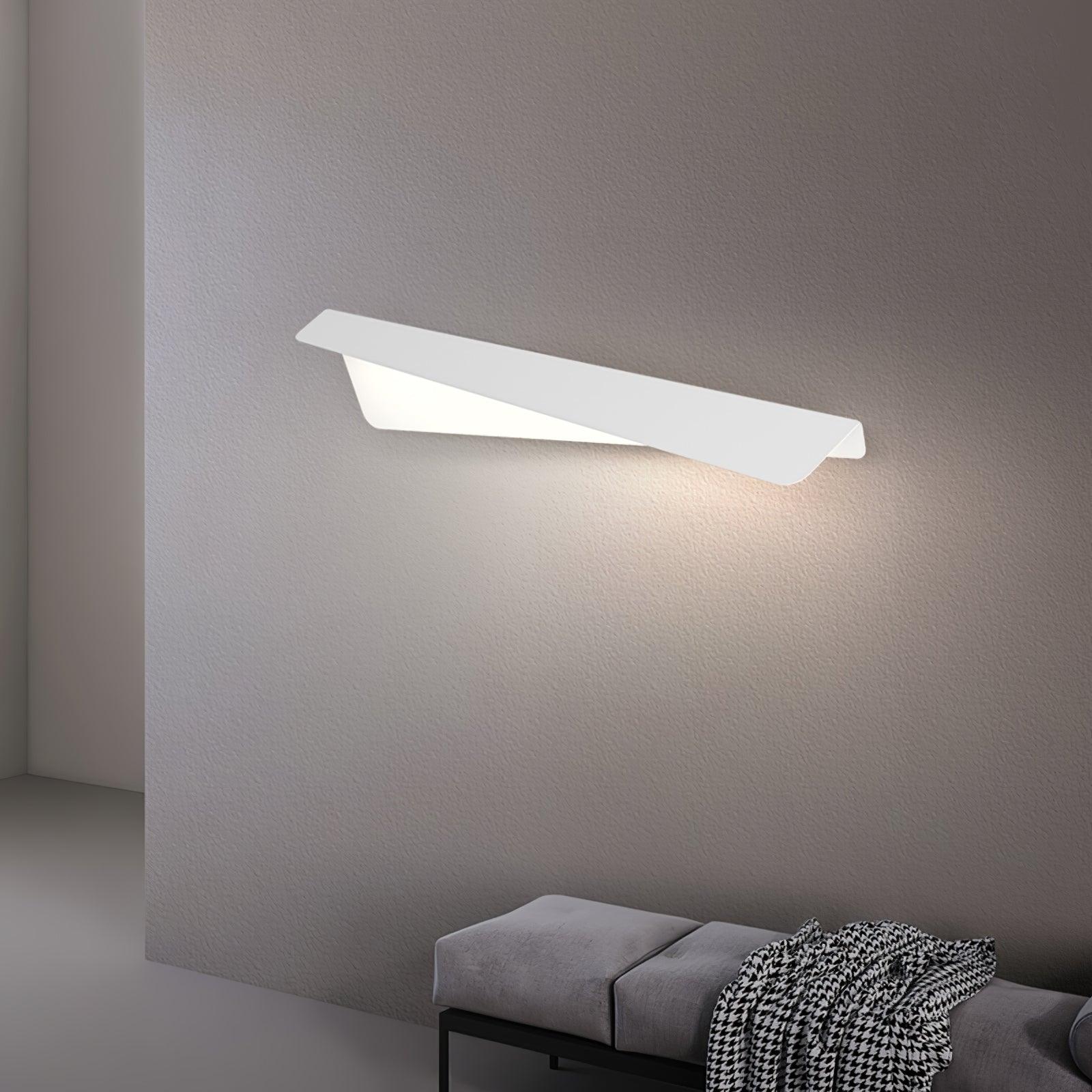 Modern Folding Line LED Wall Sconce Minimalist Linear White Aluminum Light