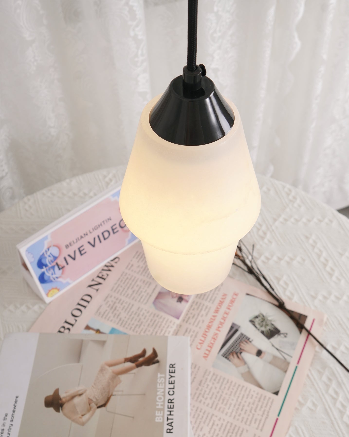 Modern Geometric Alabaster and Brass Pendant Light for Contemporary Home Interiors