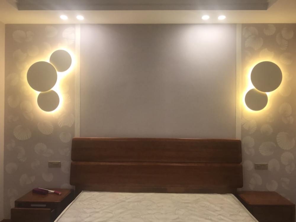 Modern Geometric Disc LED Wall Sconce Minimalist Circular Indirect Lighting Fixture