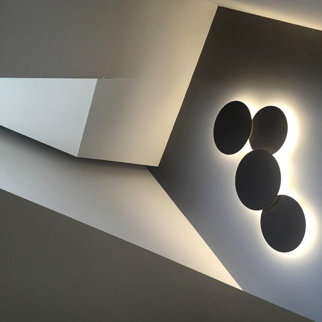Modern Geometric Disc LED Wall Sconce Minimalist Circular Indirect Lighting Fixture