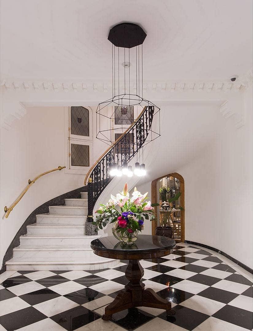 Modern Geometric LED Wire Pendant Lamp Contemporary Black Chandelier Lighting