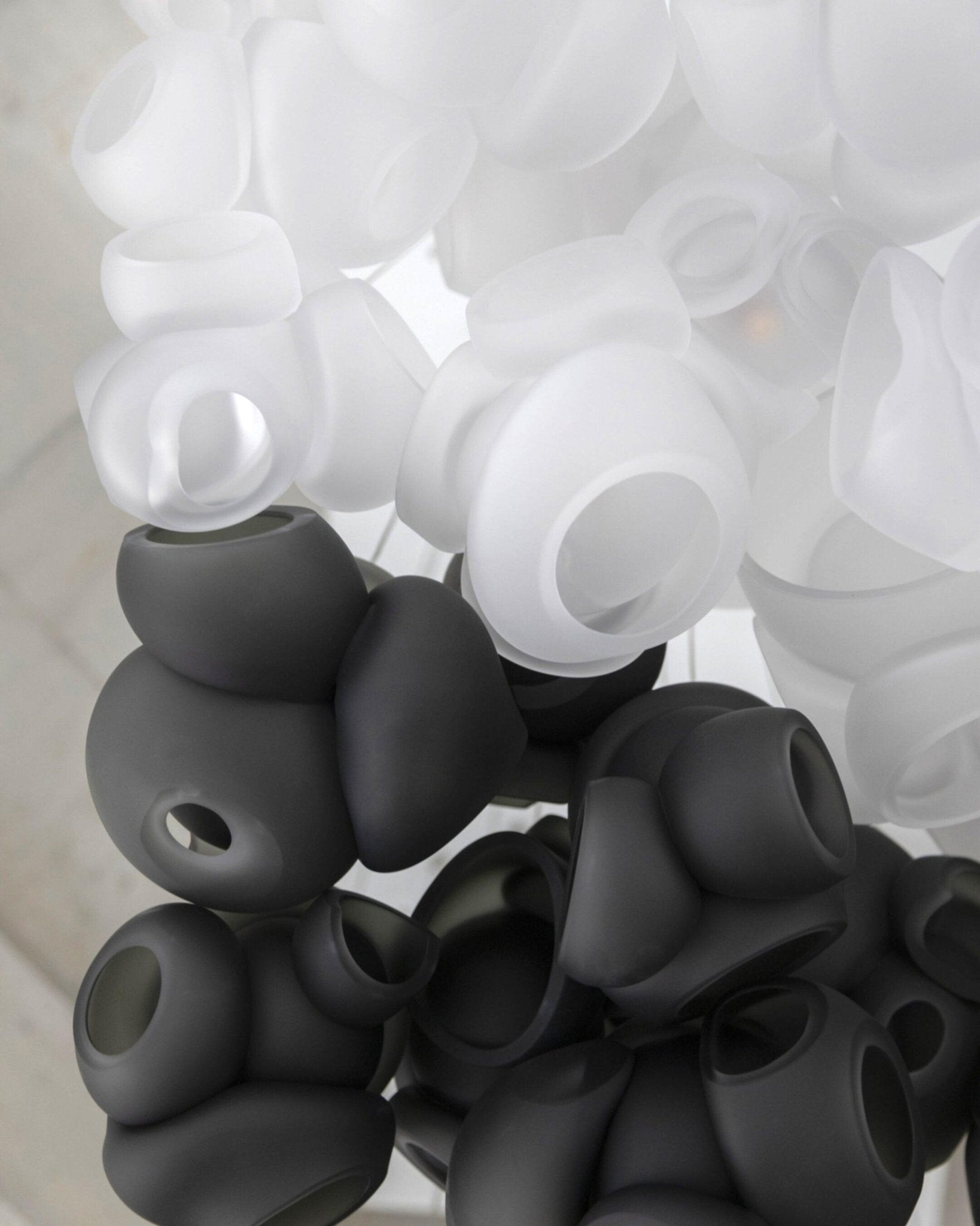 Modern Glass Bubbles Cluster LED Pendant Light for Contemporary Living Spaces