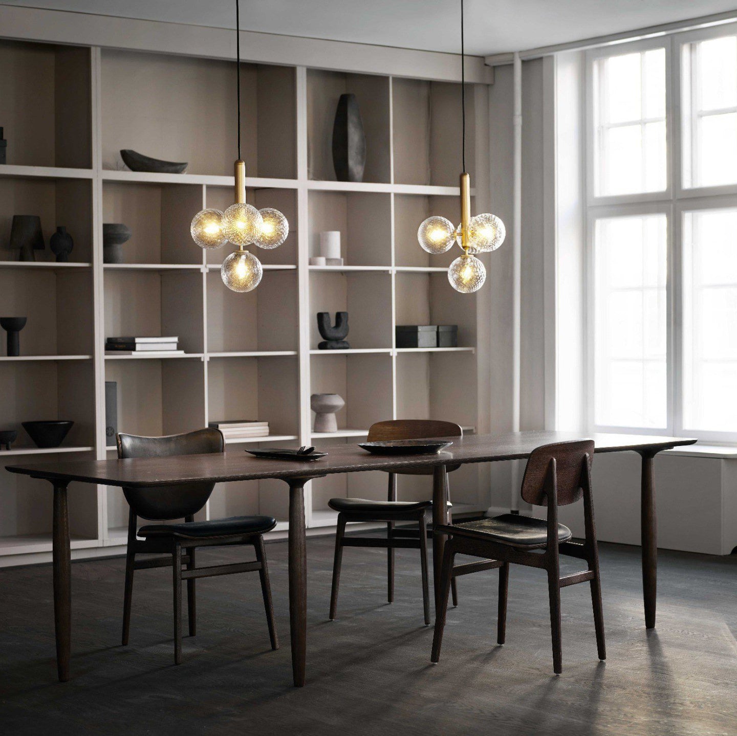 Modern Glass Sphere Pendant Light Nordic Mouth Blown Hanging Lamp for Dining Room and Kitchen