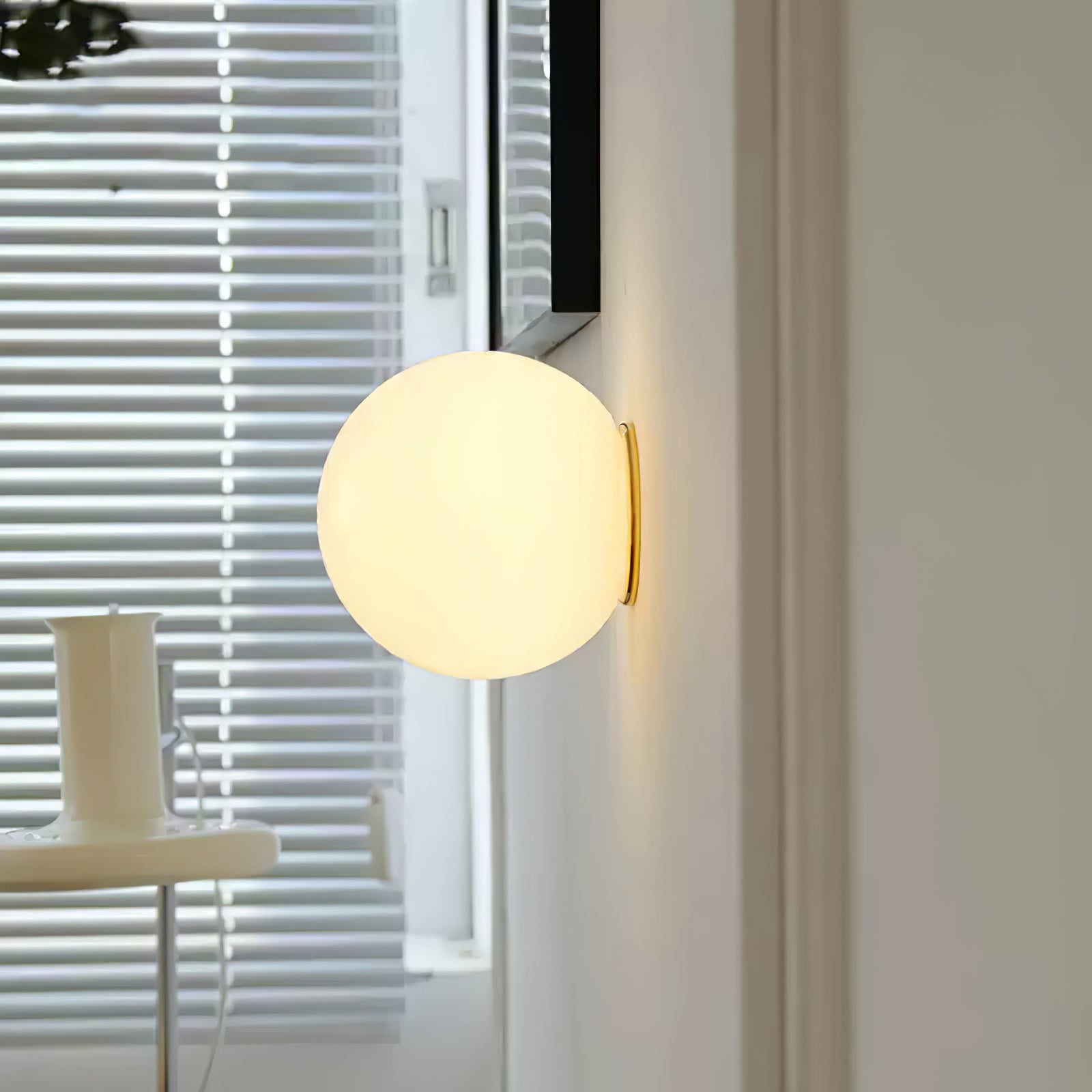 Modern Glass Sphere Wall Sconce Minimalist Globe Wall Light for Bedroom and Hallway