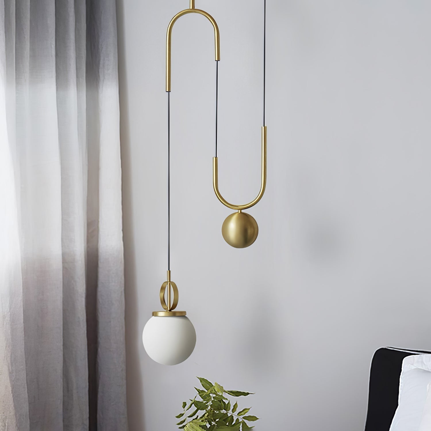 modern-globe-glass-pendant-light-with-adjustable-cable-for-kitchen-and-dining-room