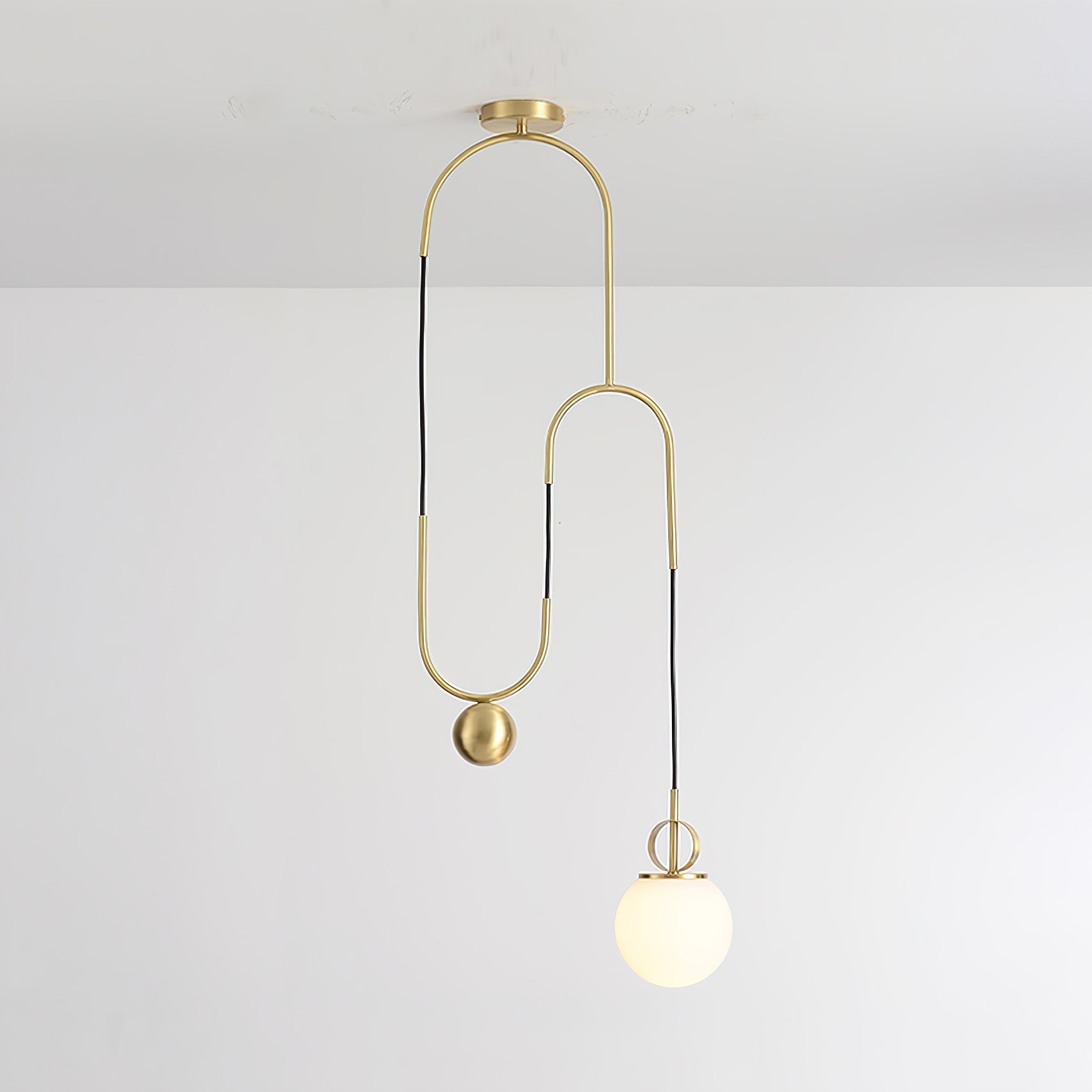 modern-globe-glass-pendant-light-with-adjustable-cable-for-kitchen-and-dining-room