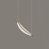Modern Gold Acrylic Leaf LED Pendant Light Elegant Luxury Chandelier for Dining Room