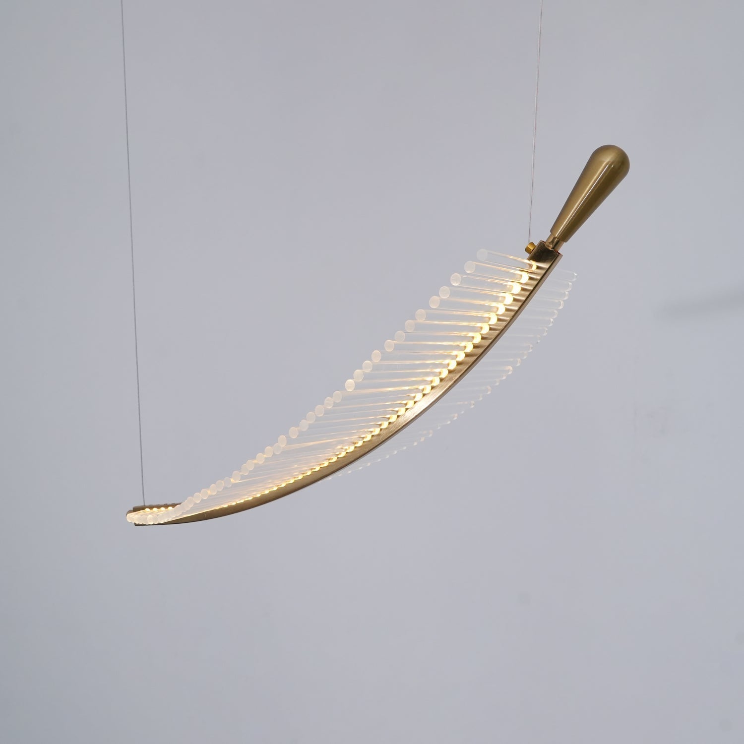 Modern Gold Acrylic Leaf LED Pendant Light Elegant Luxury Chandelier for Dining Room
