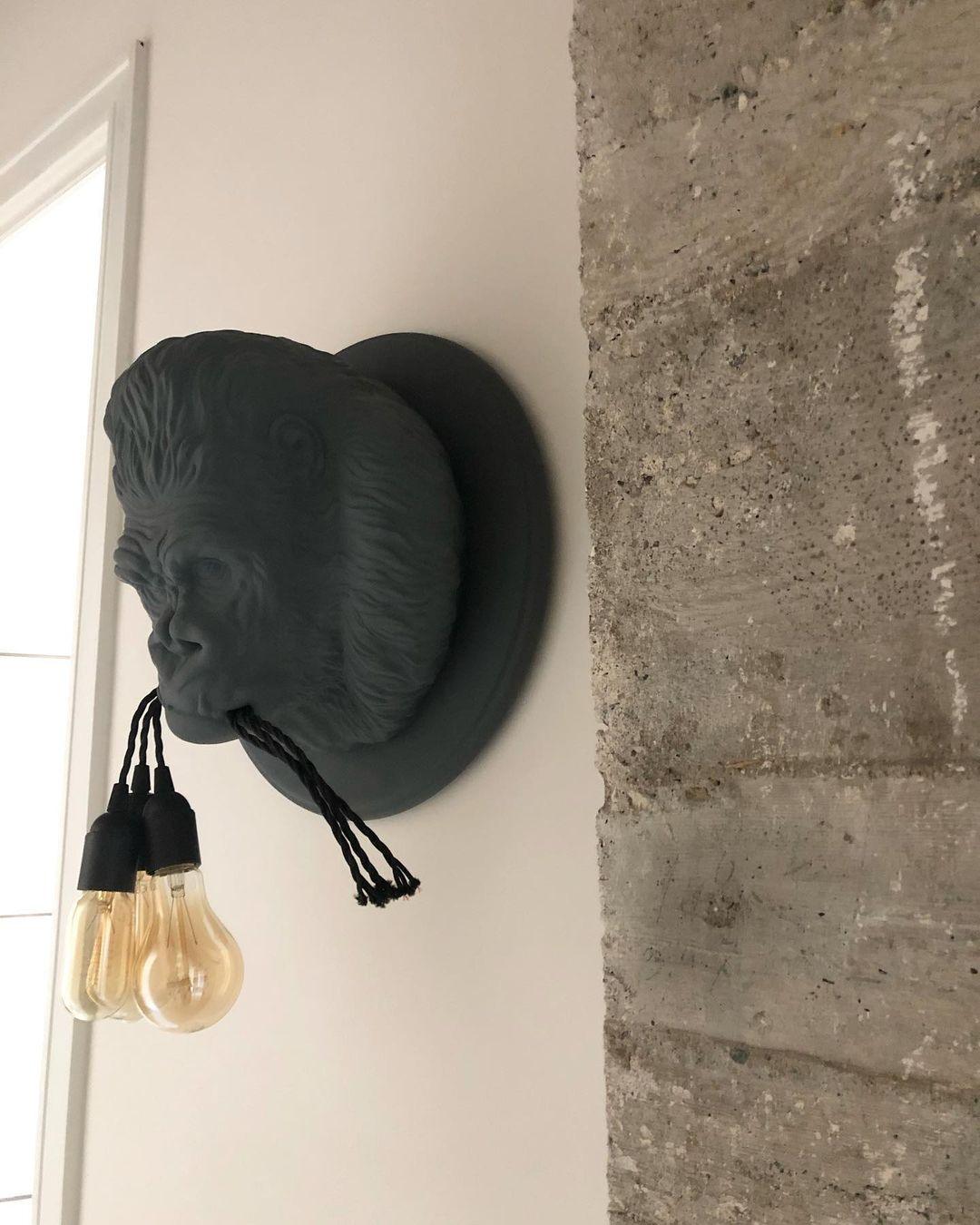 Modern Gorilla Head Wall Sconce Resin Animal Sculpture Three Light Fixture for Indoor Use