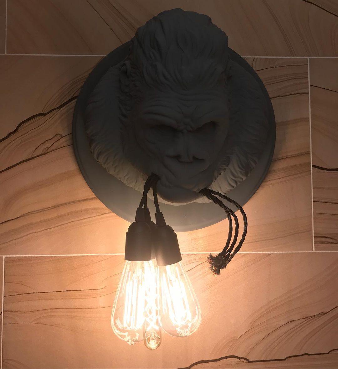 Modern Gorilla Head Wall Sconce Resin Animal Sculpture Three Light Fixture for Indoor Use