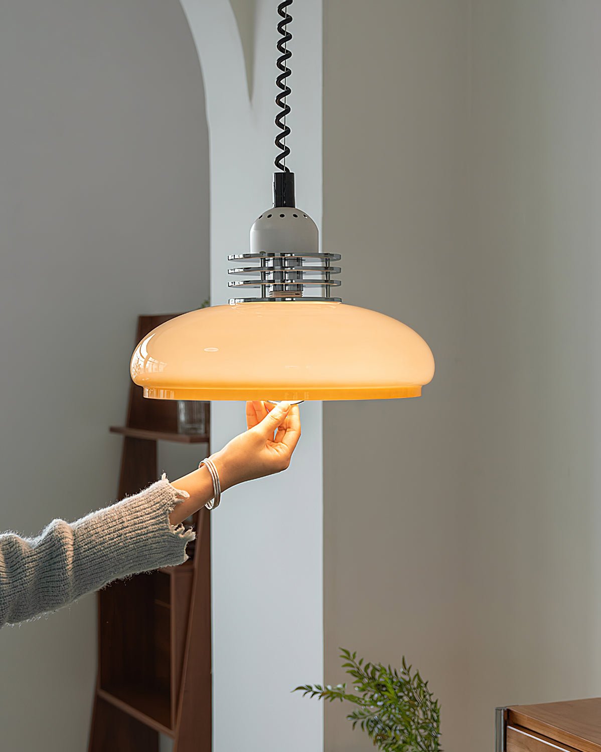 Modern Gradient Glass Droplight Pendant Lamp for Contemporary Interior Home Lighting