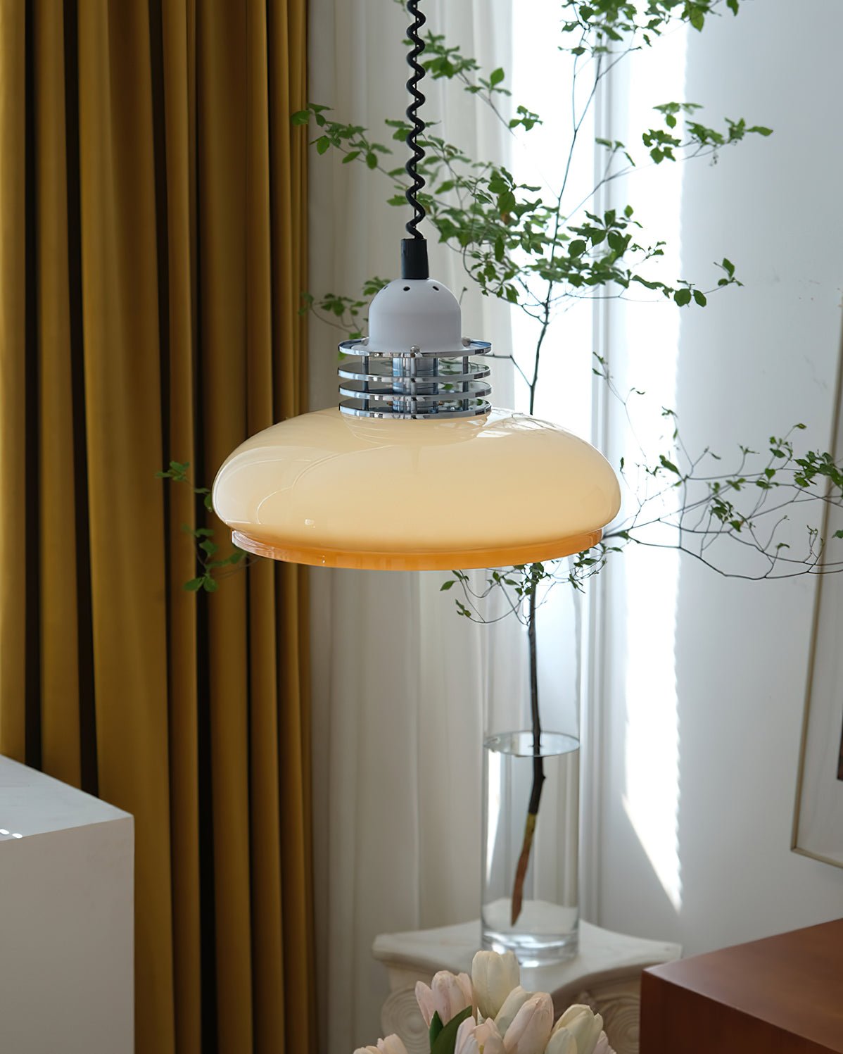 Modern Gradient Glass Droplight Pendant Lamp for Contemporary Interior Home Lighting