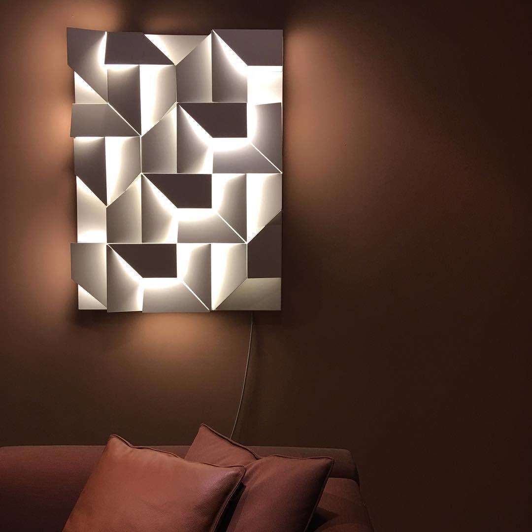 Modern Grand Shadow LED Wall Sconce Aluminum Diffused Indoor Light Matte White