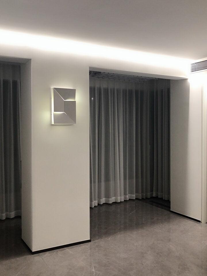 Modern Grand Shadow LED Wall Sconce Aluminum Diffused Indoor Light Matte White