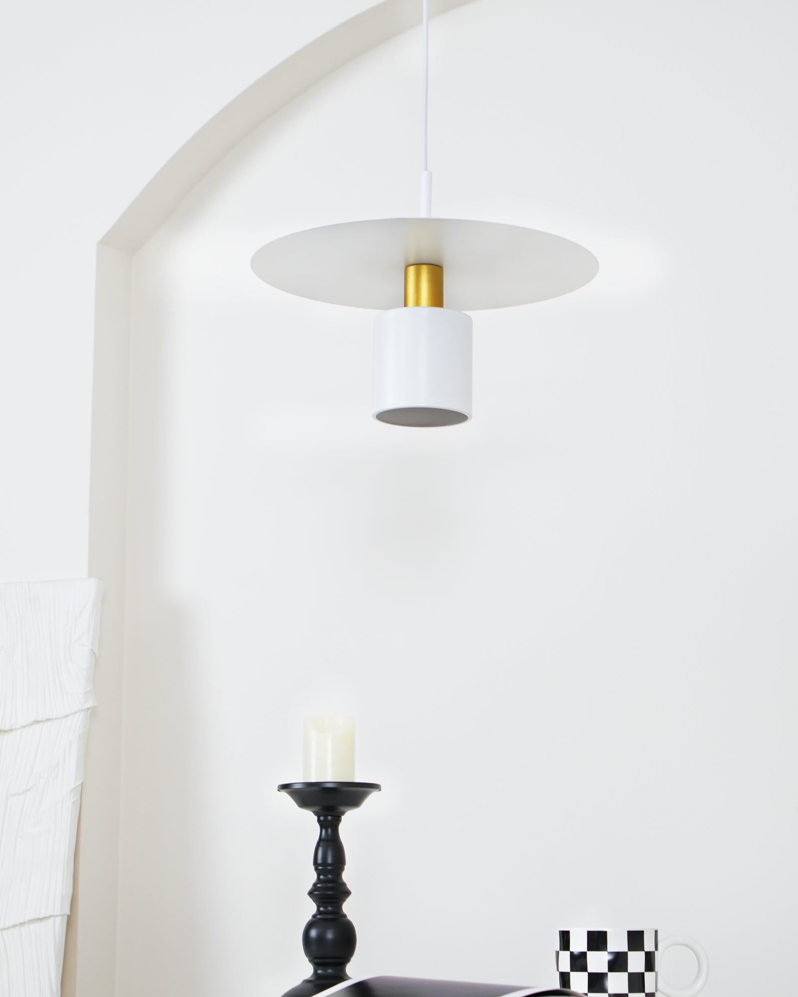 modern-halo-metal-pendant-light-minimalist-iron-chandelier-for-indoor-decor