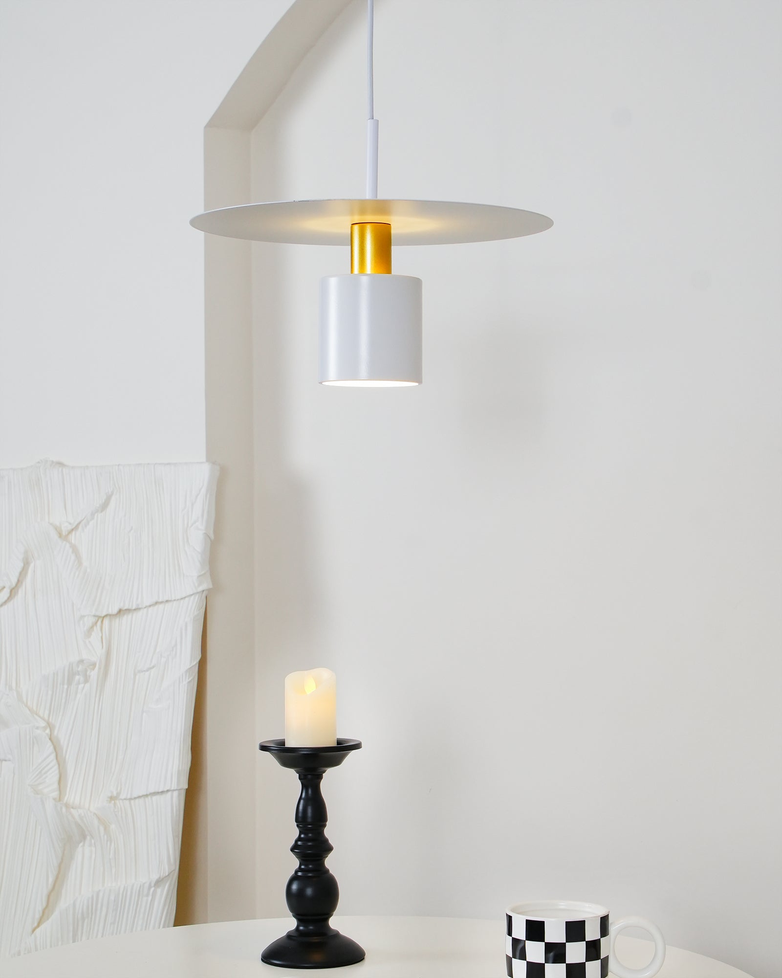 modern-halo-metal-pendant-light-minimalist-iron-chandelier-for-indoor-decor