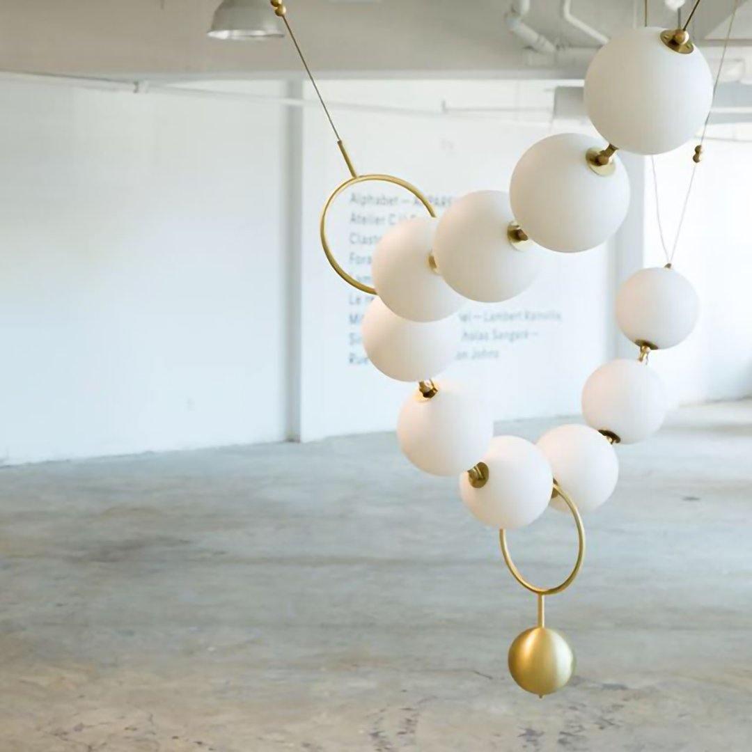modern-hand-blown-glass-globe-necklace-led-pendant-light-for-living-dining-room