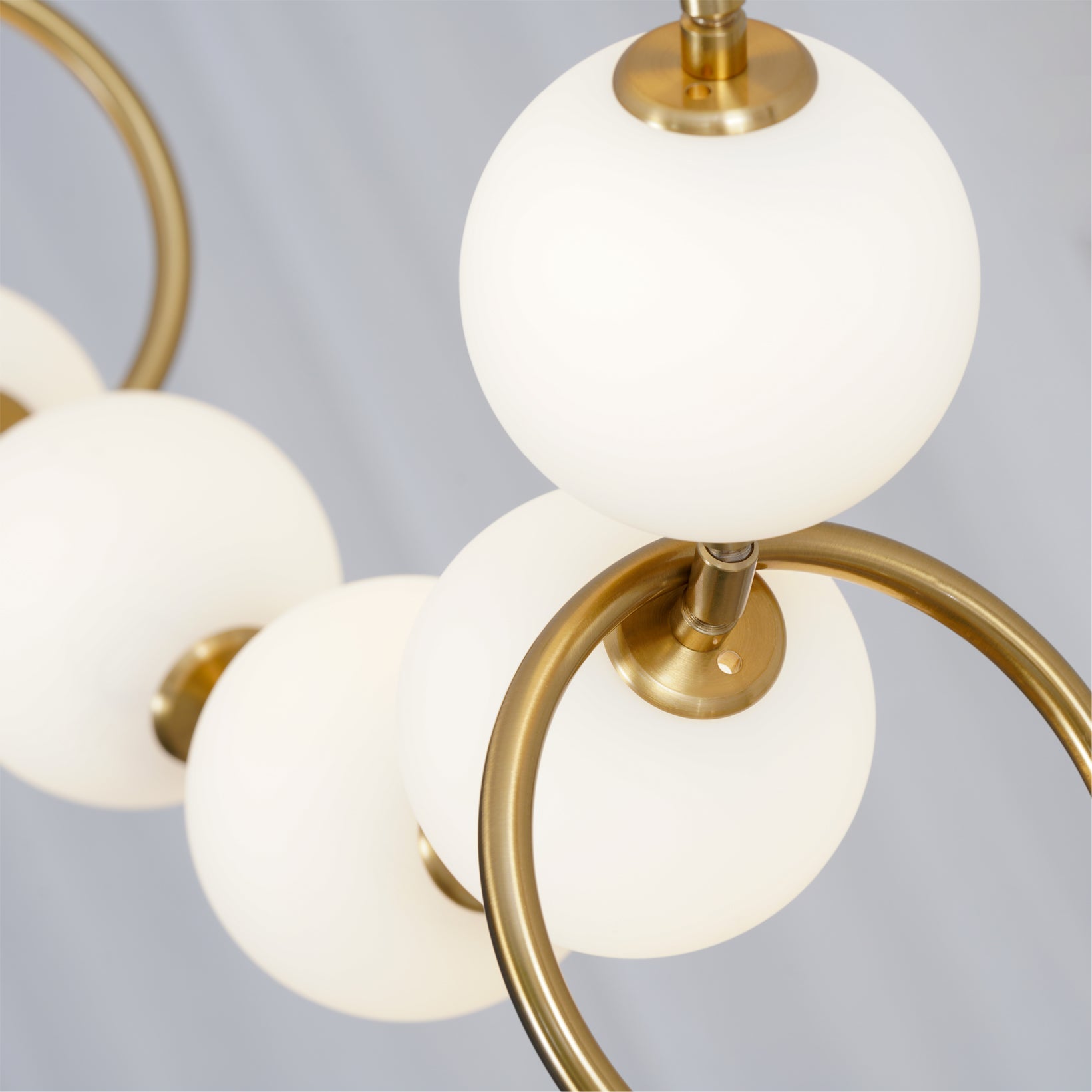 modern-hand-blown-glass-globe-necklace-led-pendant-light-for-living-dining-room