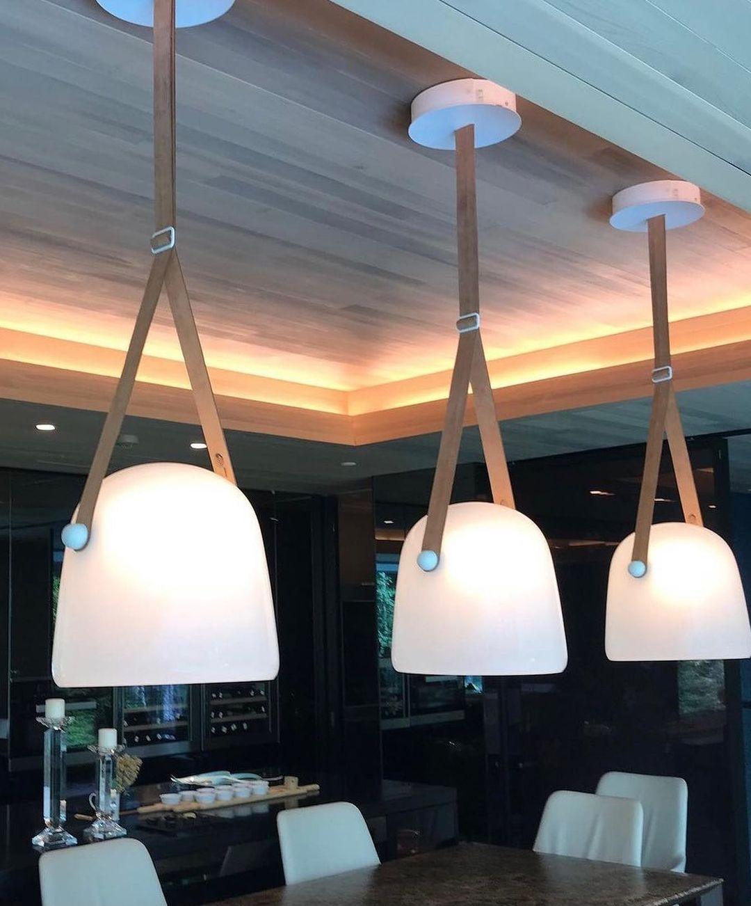 modern-handblown-glass-led-pendant-light-with-tubular-integrated-light-source