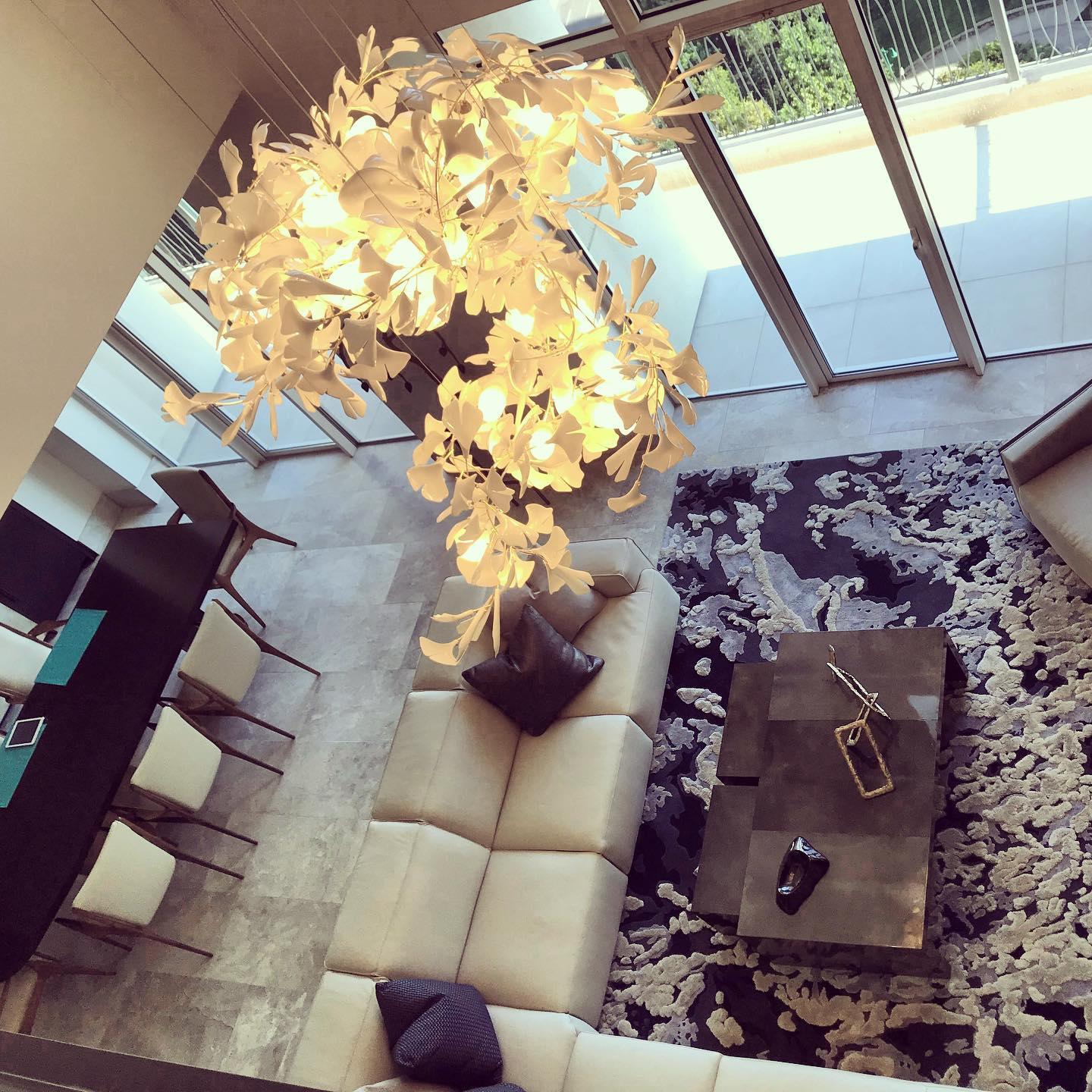 Modern Handcrafted Porcelain Ginkgo Leaf Chandelier Brass Branch Pendant Lighting